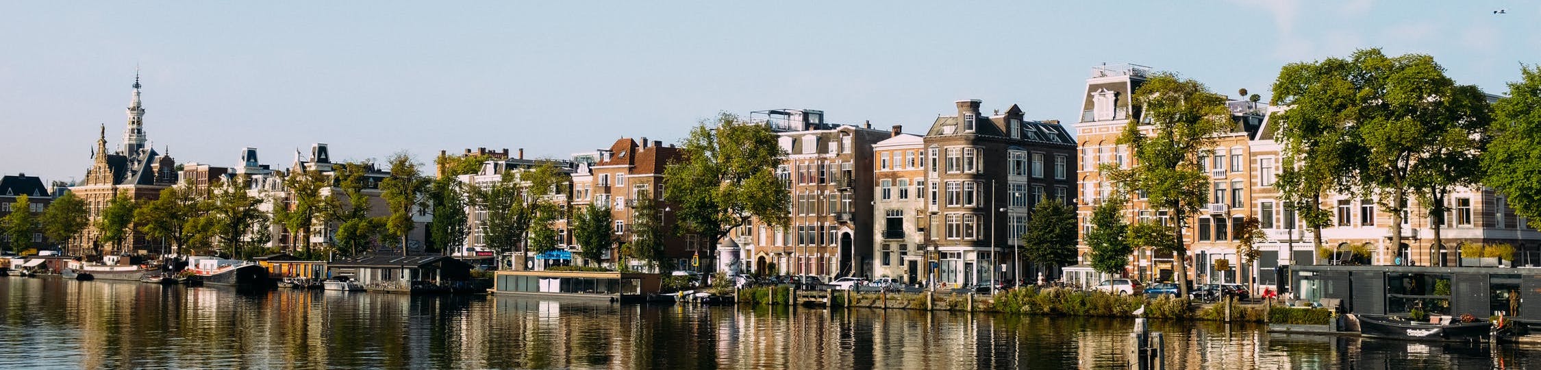 Overwaarde op woningen in Amsterdam